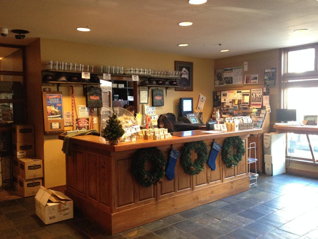豪尔森德酒店/酿酒公司 斯阔米什 外观 照片